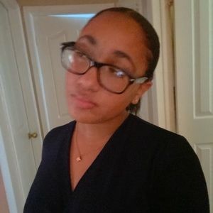 Meet your Posher, Victoria